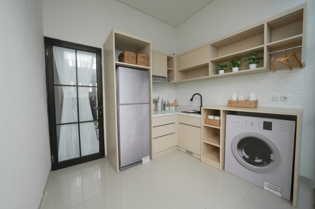Dapur rumah contoh tipe d'Amor di D'Gardenia City Sidoarjo